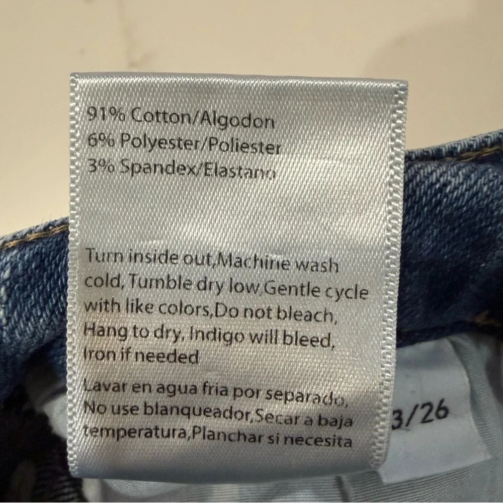 Risen HighRise Wide Leg Denim Jeans Women’s Size 3/26 Vintage Blue Wash Raw Hem - Picture 8 of 8